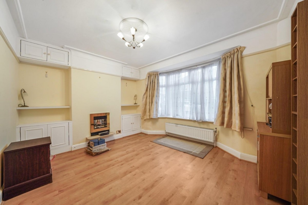 Eric Road, Chadwell Heath, RM6