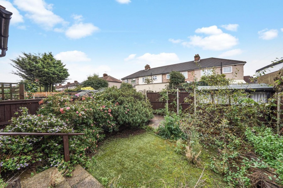 Eric Road, Chadwell Heath, RM6 Hunters Estate Agents & Letting Agents