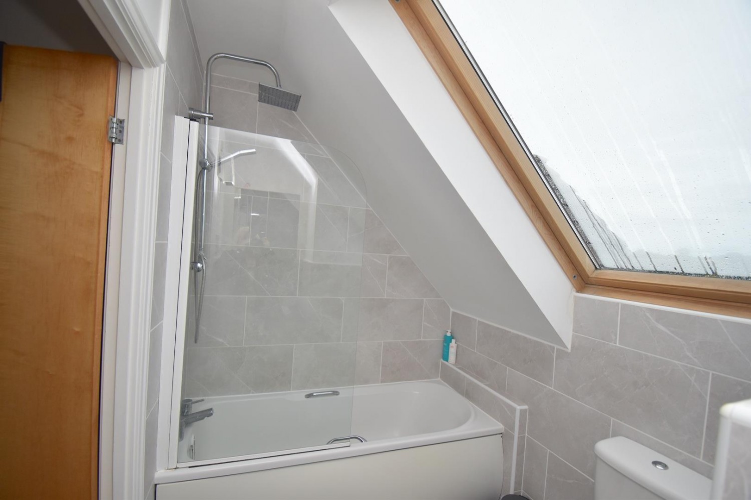 Bull Lane, St George, Bristol, BS5 8AB.