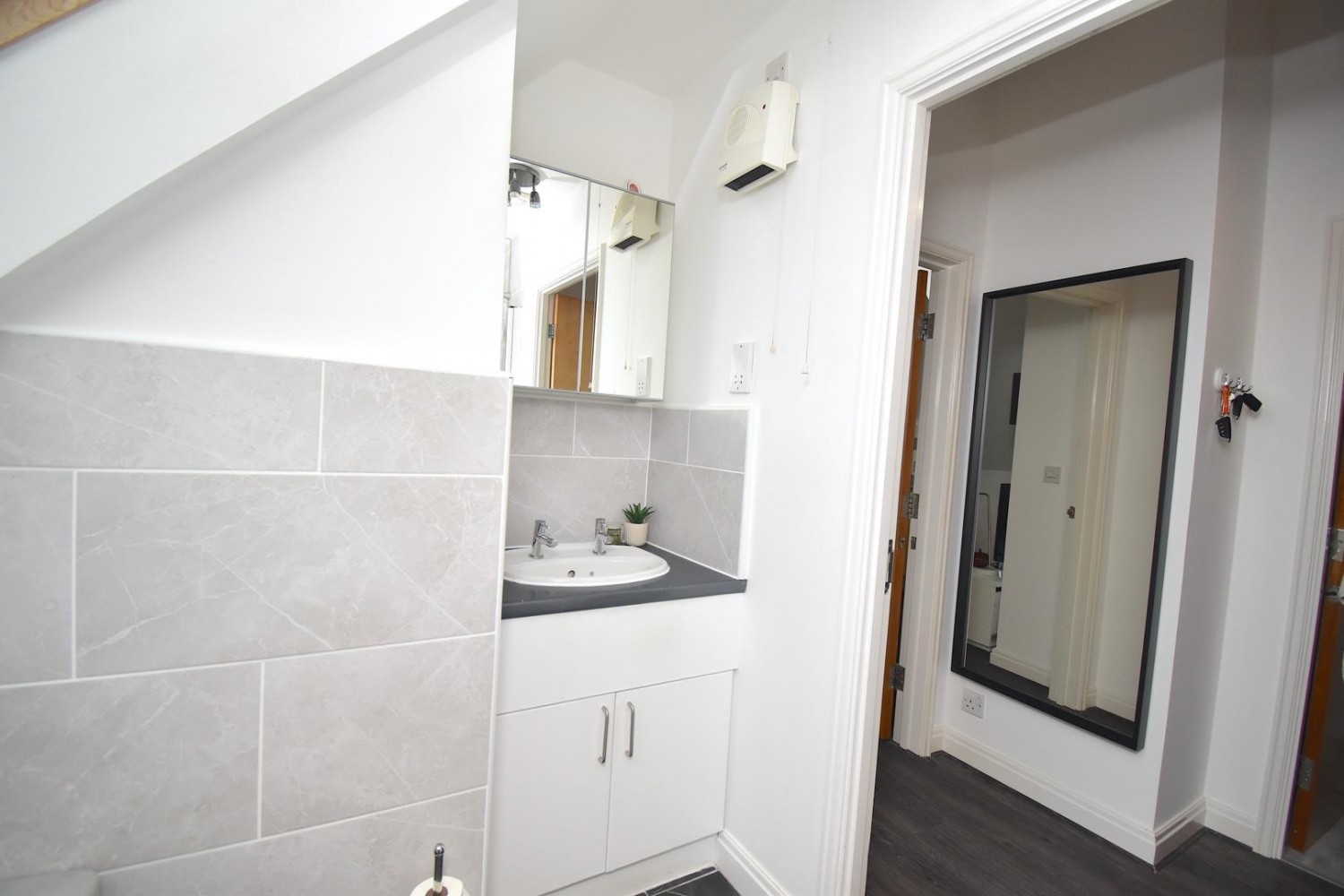 Bull Lane, St George, Bristol, BS5 8AB.