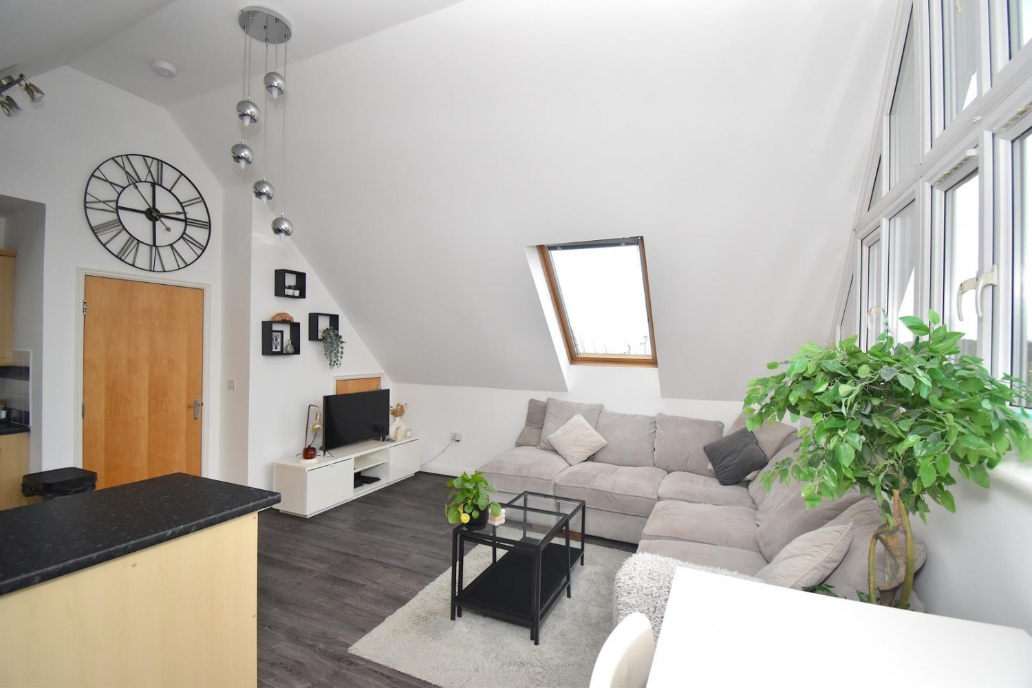 Bull Lane, St George, Bristol, BS5 8AB.