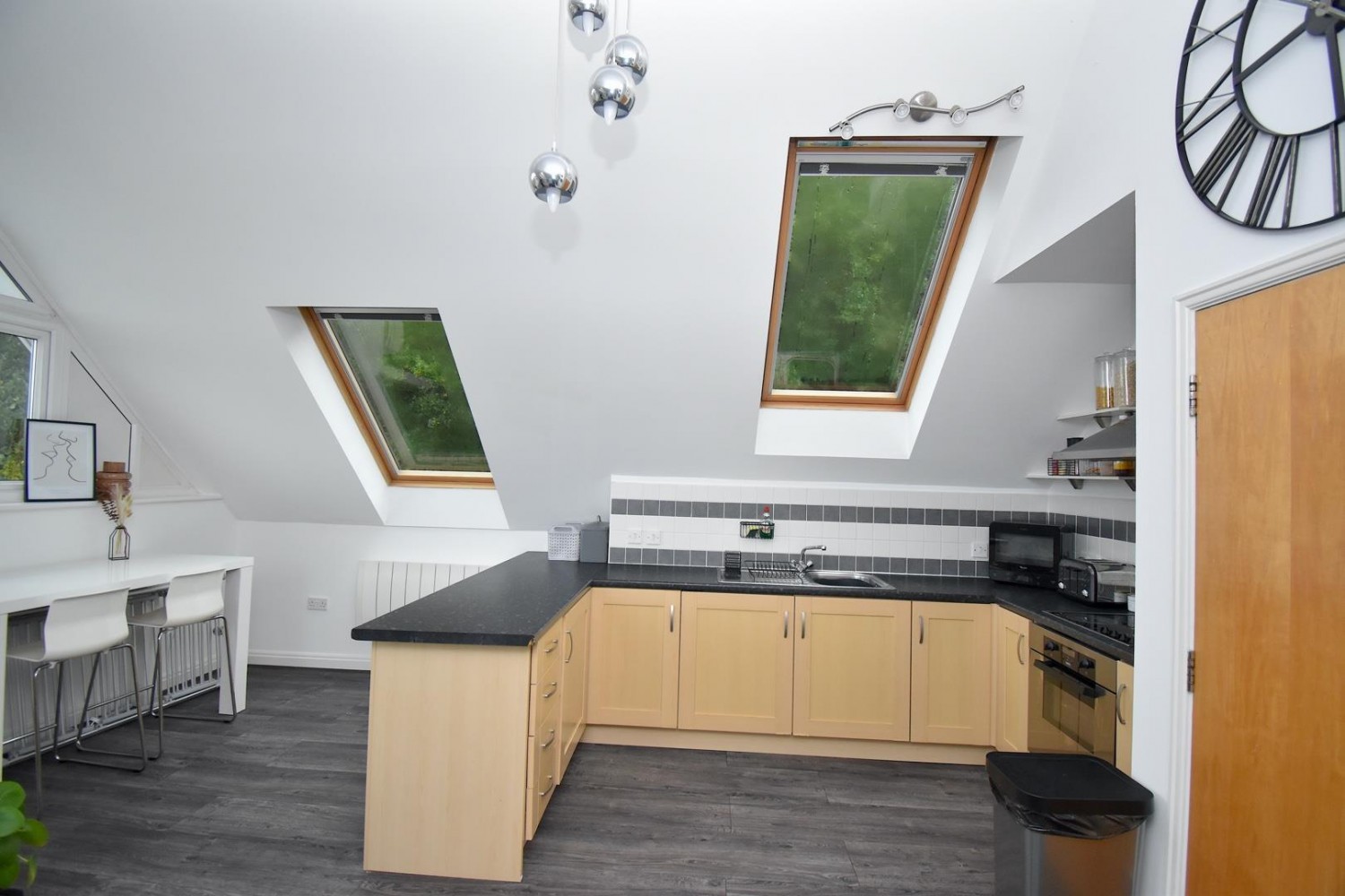 Bull Lane, St George, Bristol, BS5 8AB.