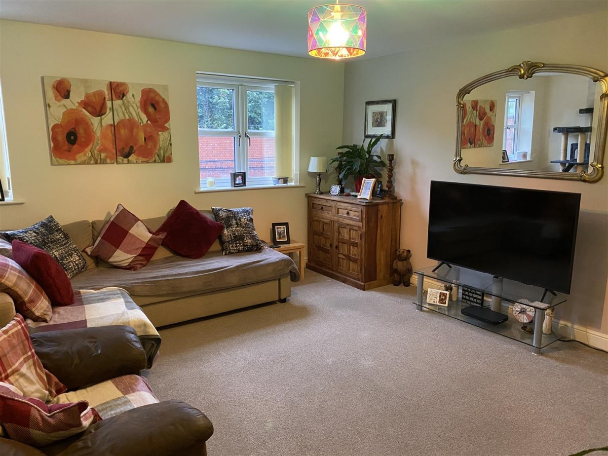 South Brook Gardens, Mirfield