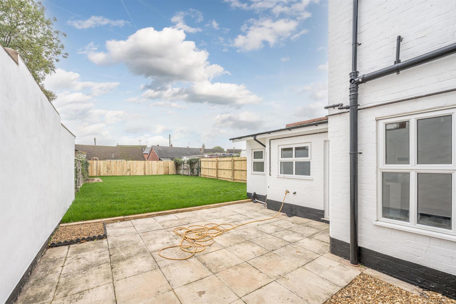 Bridgnorth Road, Wollaston, DY8 3PZ