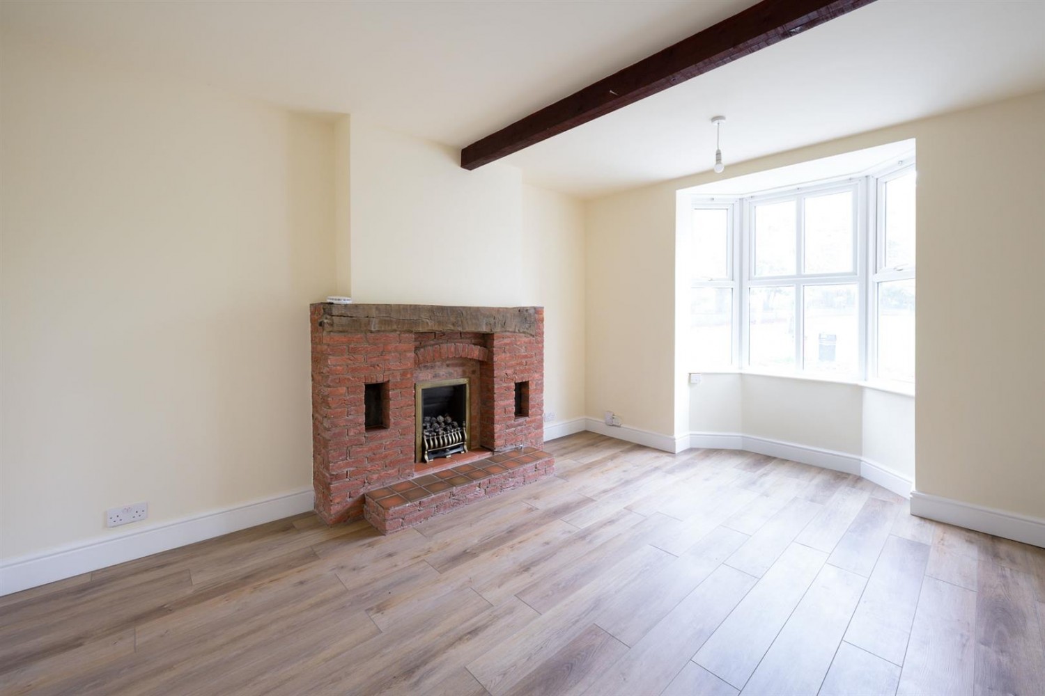 Bridgnorth Road, Wollaston, DY8 3PZ