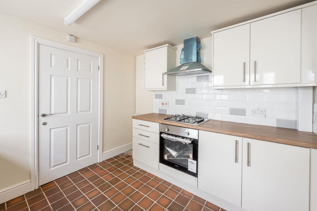 Bridgnorth Road, Wollaston, DY8 3PZ