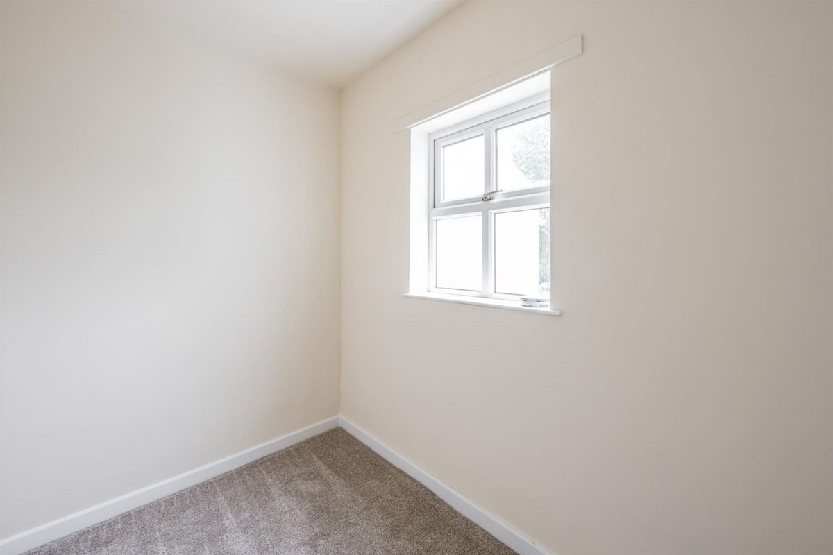Bridgnorth Road, Wollaston, DY8 3PZ