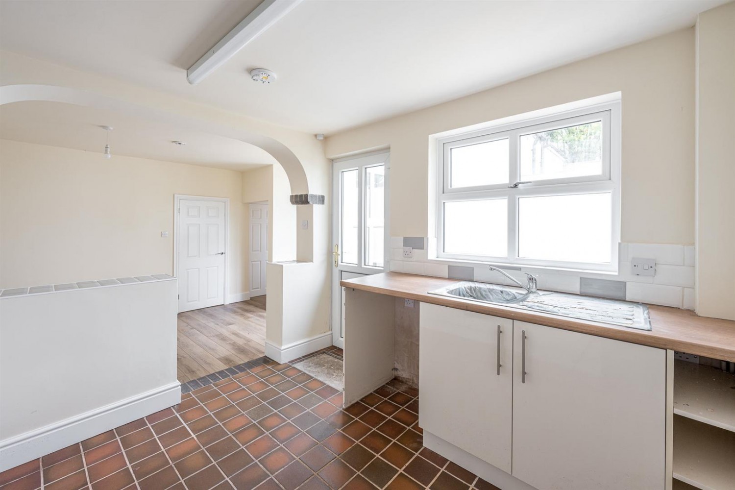 Bridgnorth Road, Wollaston, DY8 3PZ