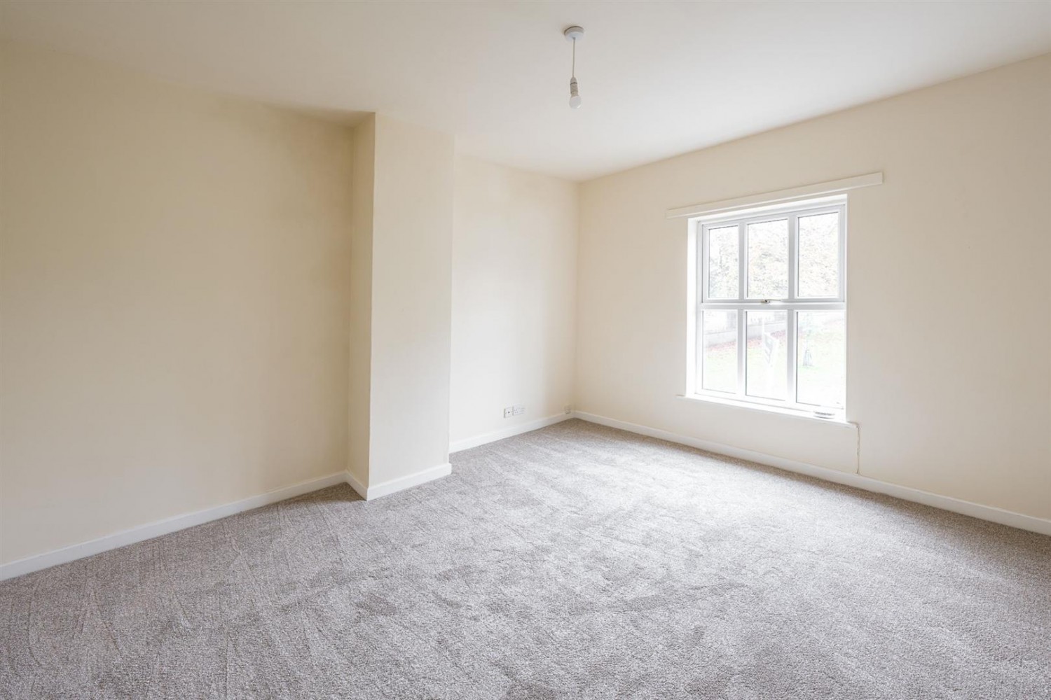 Bridgnorth Road, Wollaston, DY8 3PZ