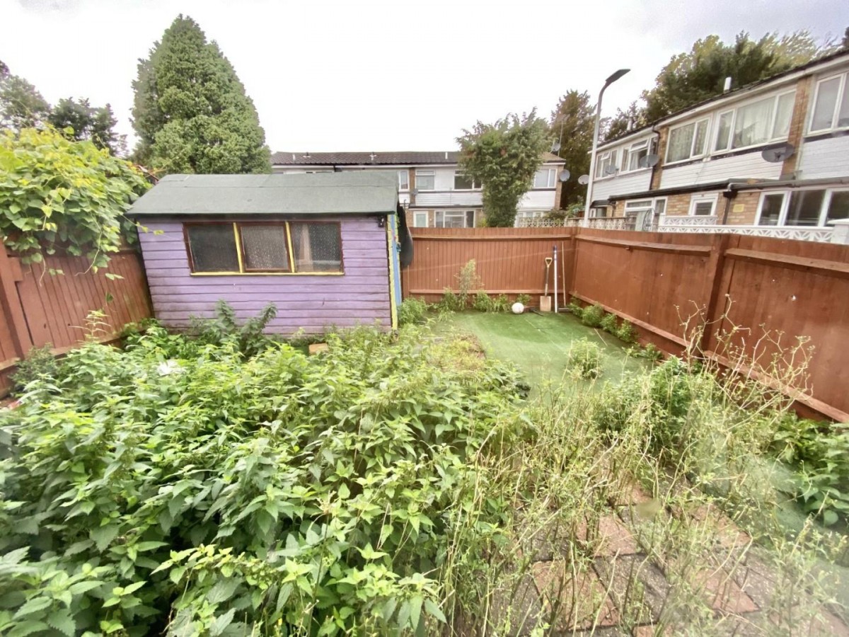 Waylands, Hayes, Middlesex, UB3 2QU