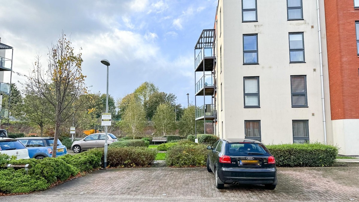 Paxton Drive, Ashton, Bristol, BS3 2BN