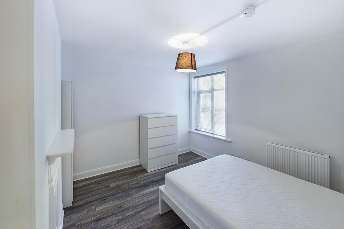 Grosvenor Mansions, Grosvenor Square, Southampton