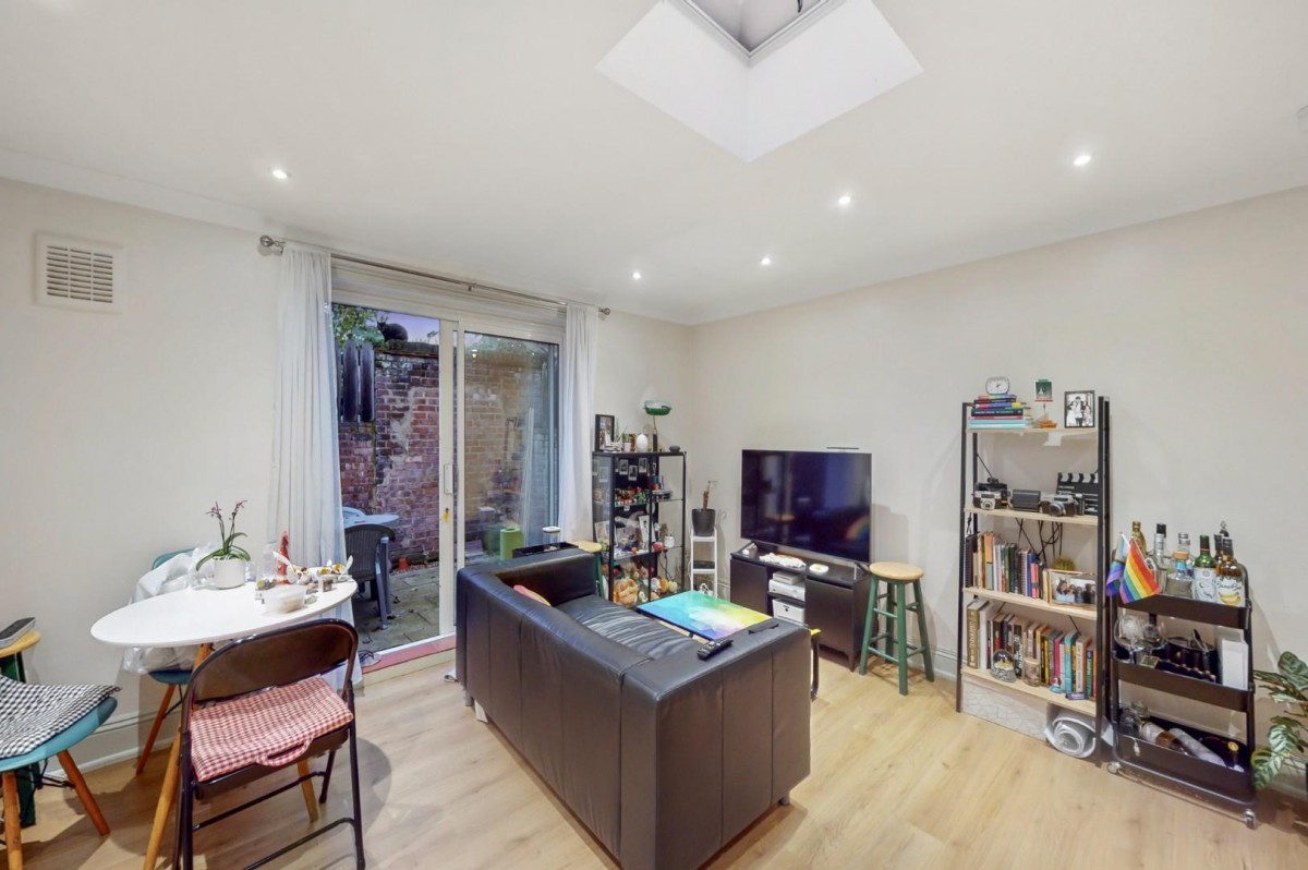 Tollington Way, London