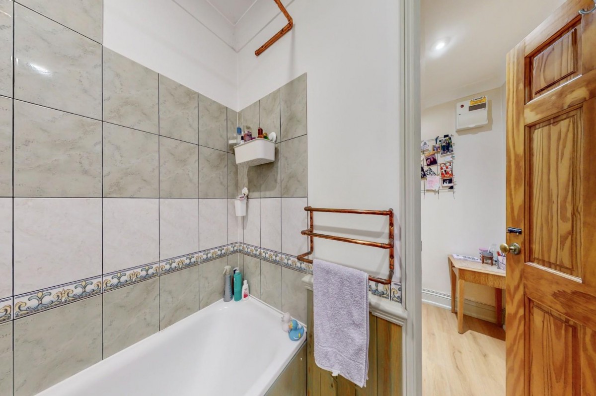 Tollington Way, London