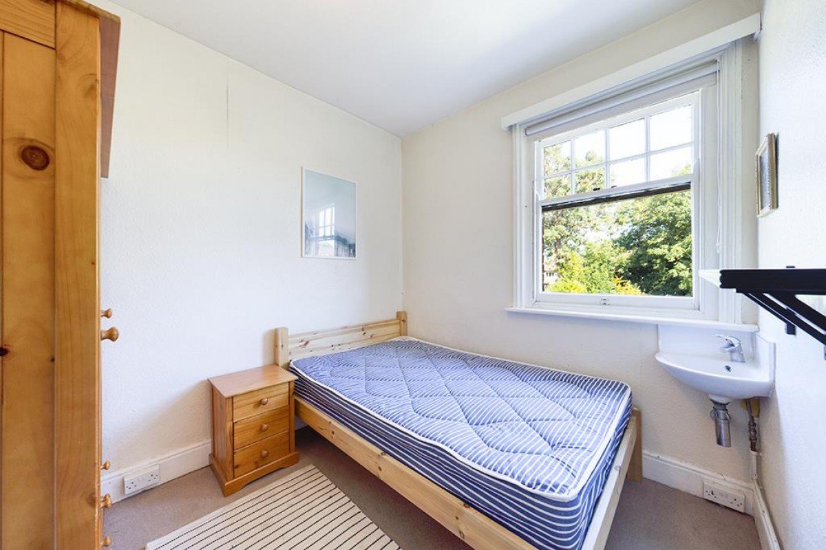 Thornbury Avenue, Southampton