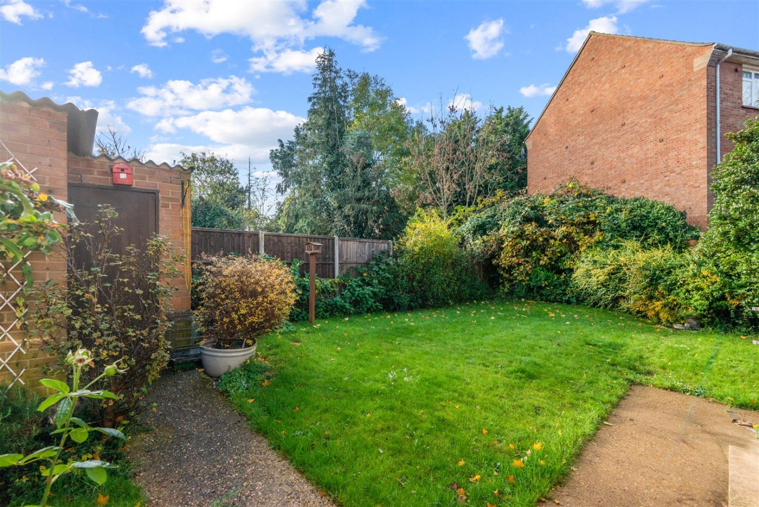 Sycamore Avenue, Hayes, UB3 2NT