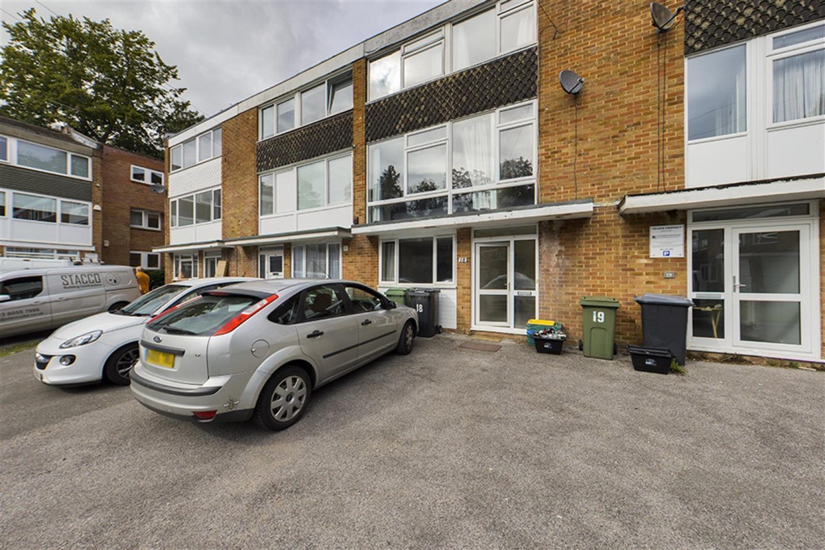 Sparkford Close, Winchester