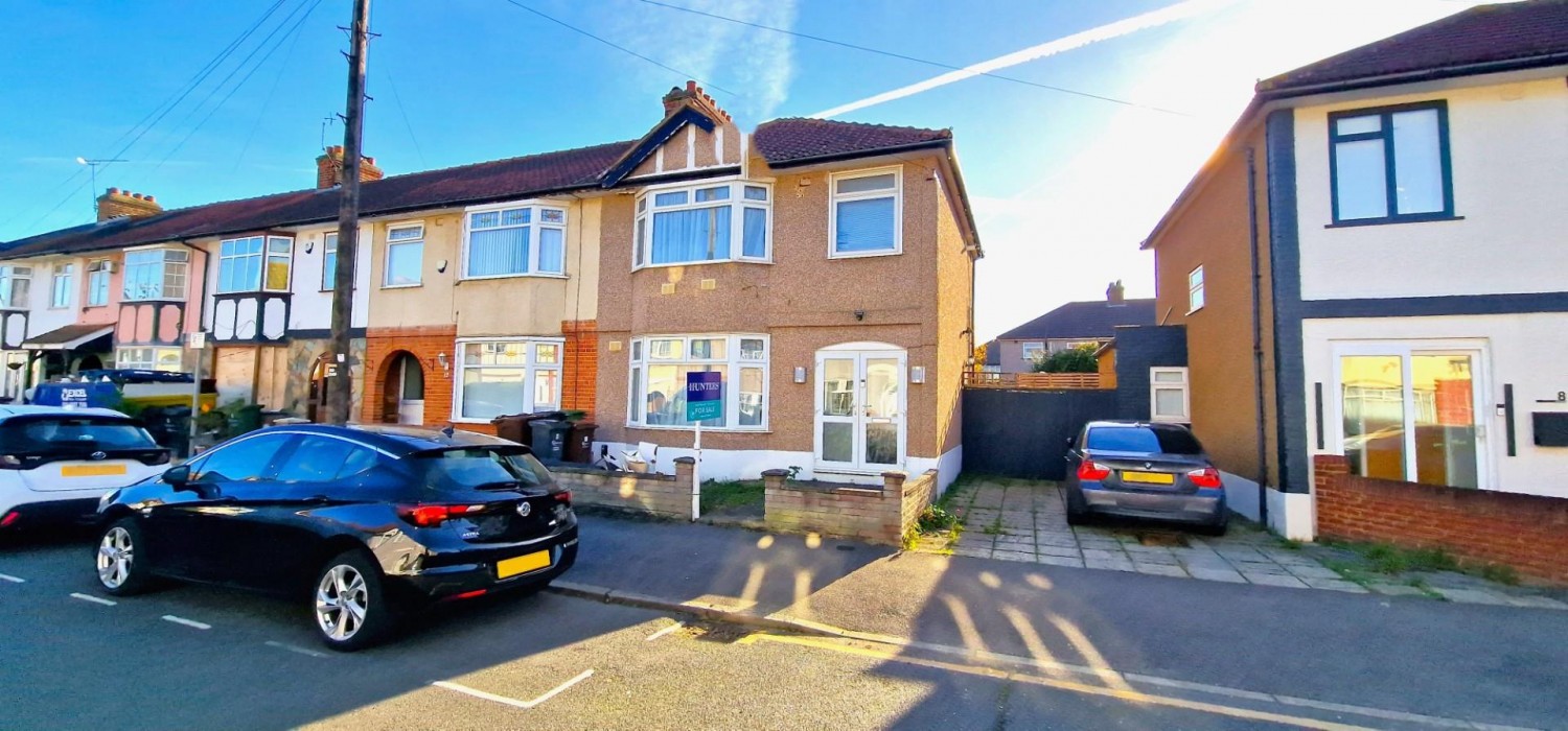 Eric Road, Chadwell Heath, RM6