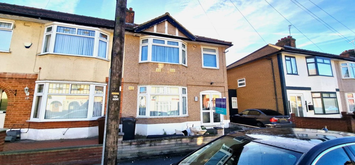 Eric Road, Chadwell Heath, RM6