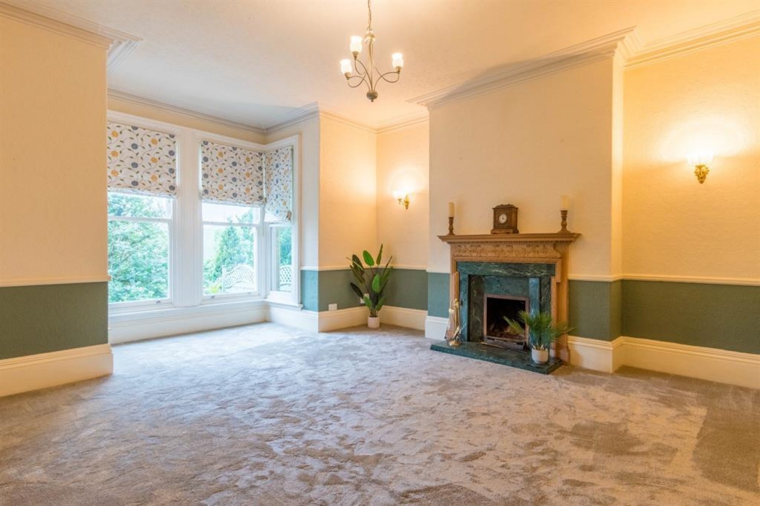 Newlay Lane, Horsforth, LS18