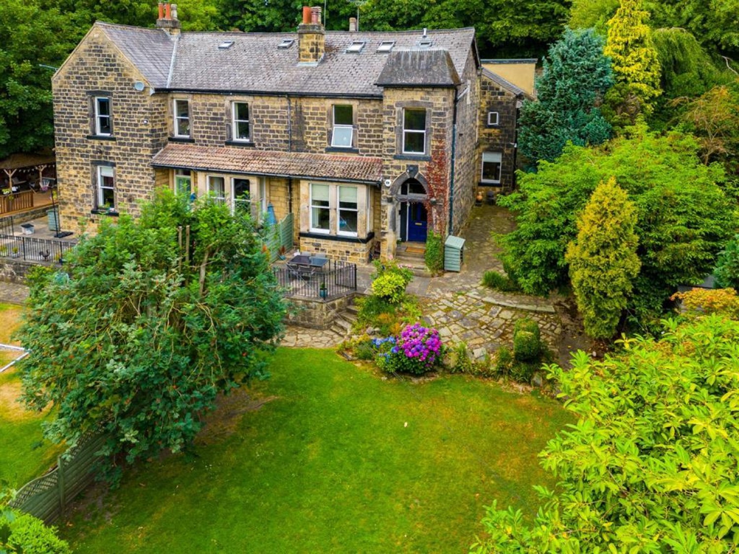 Newlay Lane, Horsforth, LS18