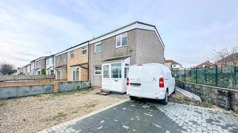 Creswicke Road, Knowle, Bristol, BS4 1TZ Hunters Estate Agents