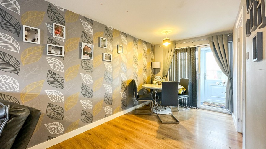 Creswicke Road, Knowle, Bristol, BS4 1TZ Hunters Estate Agents