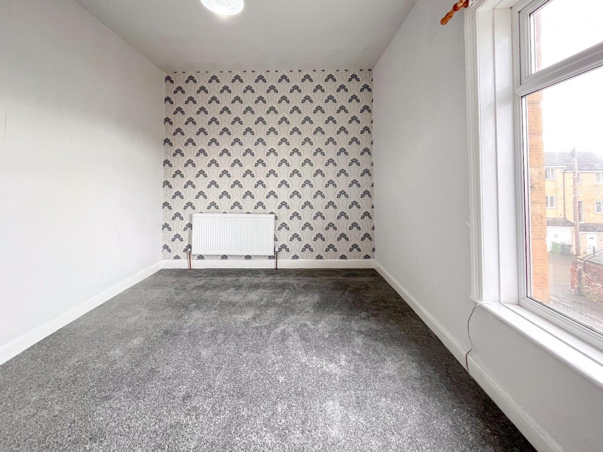 Stralau Street, Batley