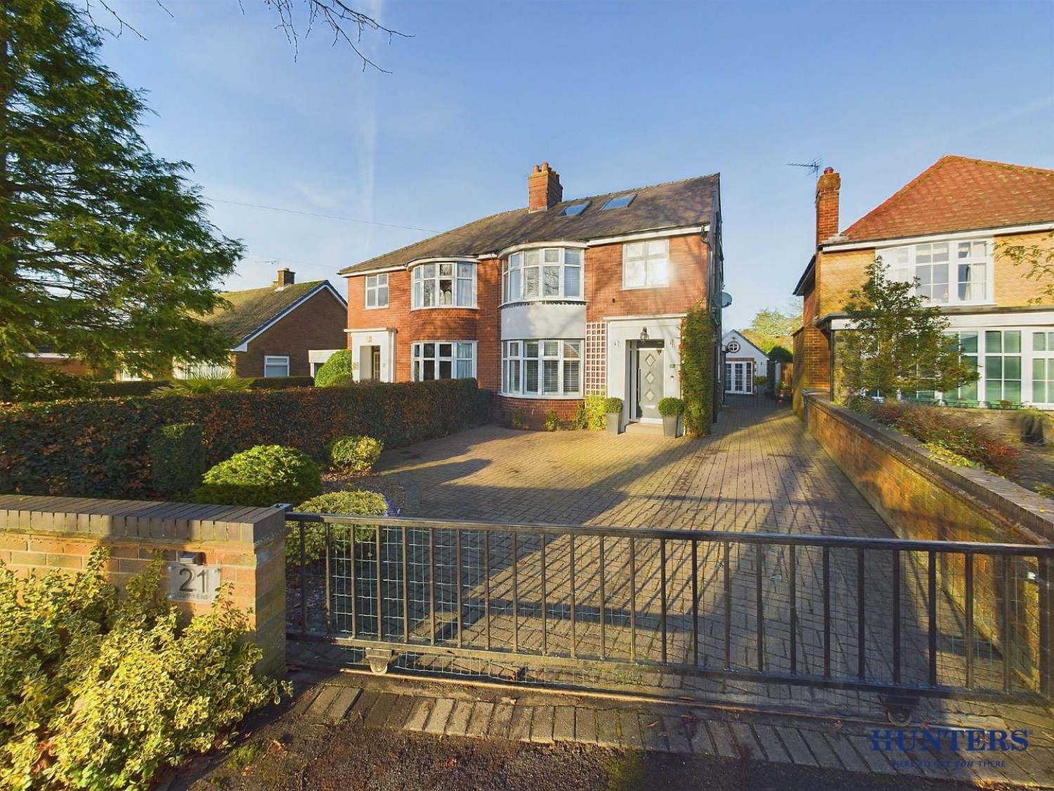 Garths End, Pocklington, York, YO42 2JB