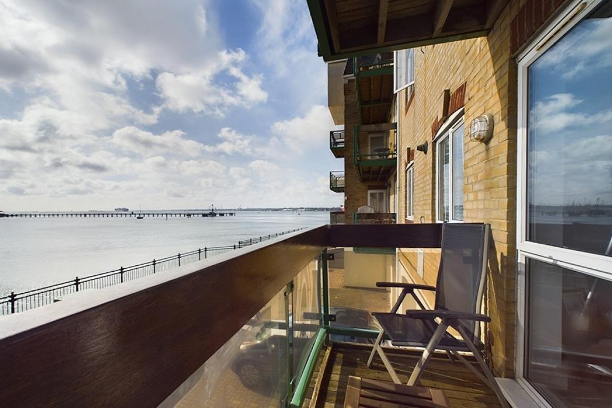 Pacific Close, Southampton SO14