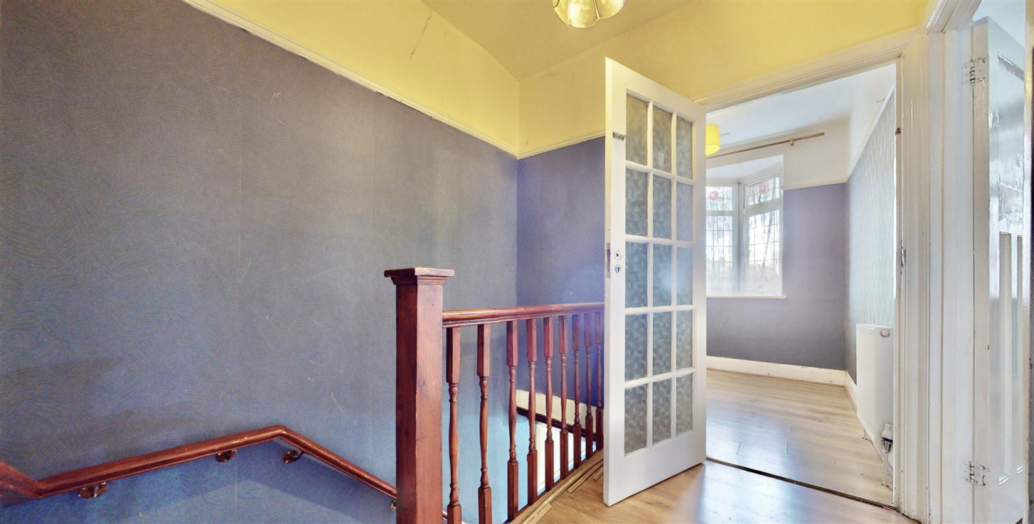 Meads Lane, Ilford, IG3