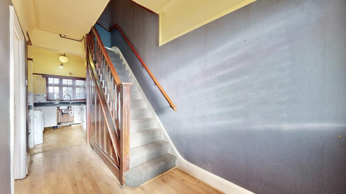 Meads Lane, Ilford, IG3