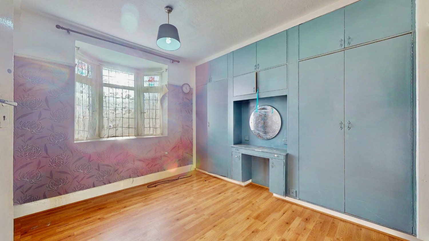 Meads Lane, Ilford, IG3