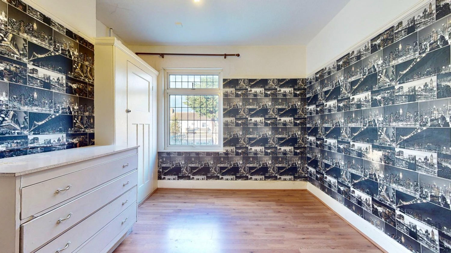 Meads Lane, Ilford, IG3