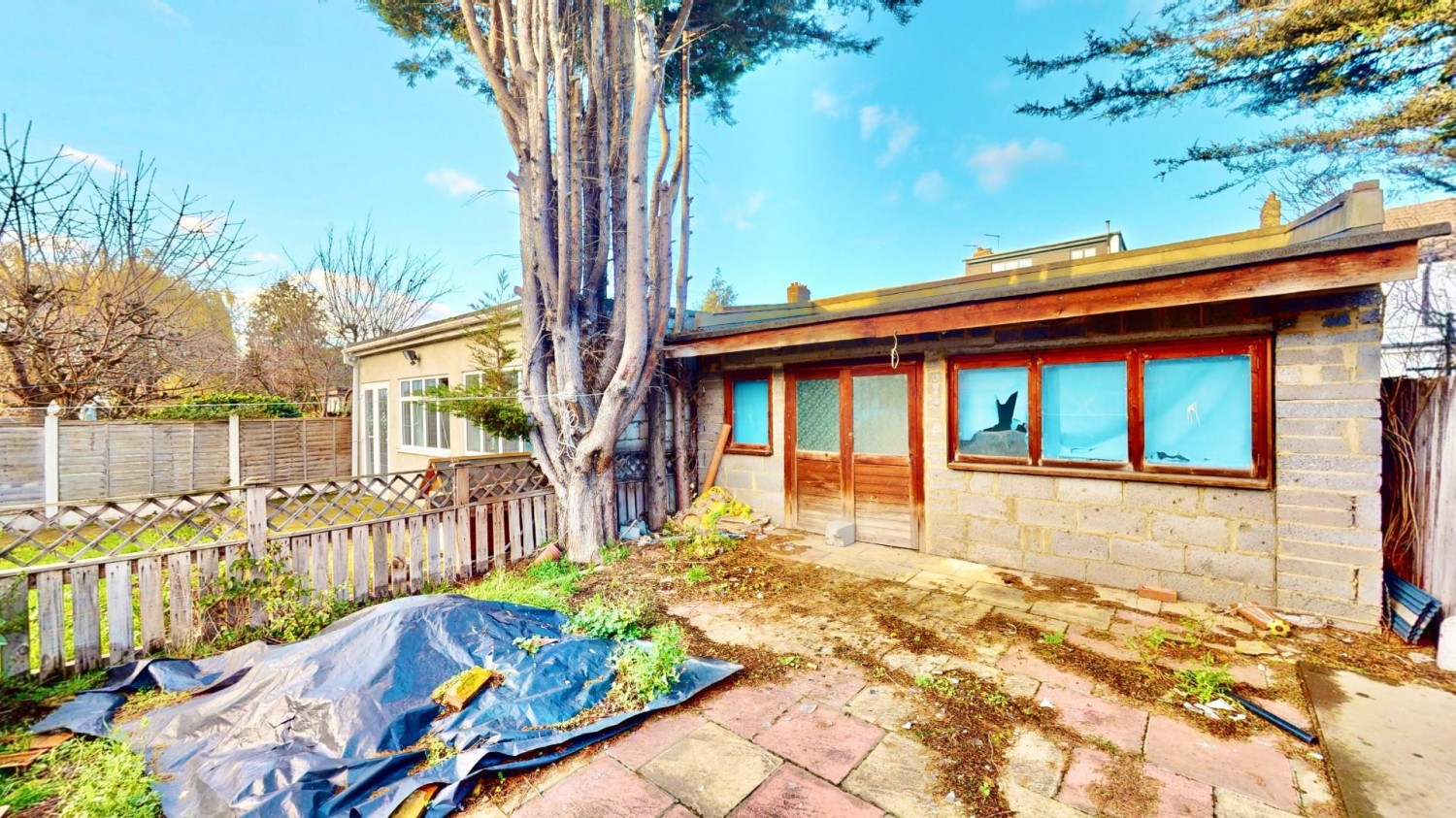 Meads Lane, Ilford, IG3