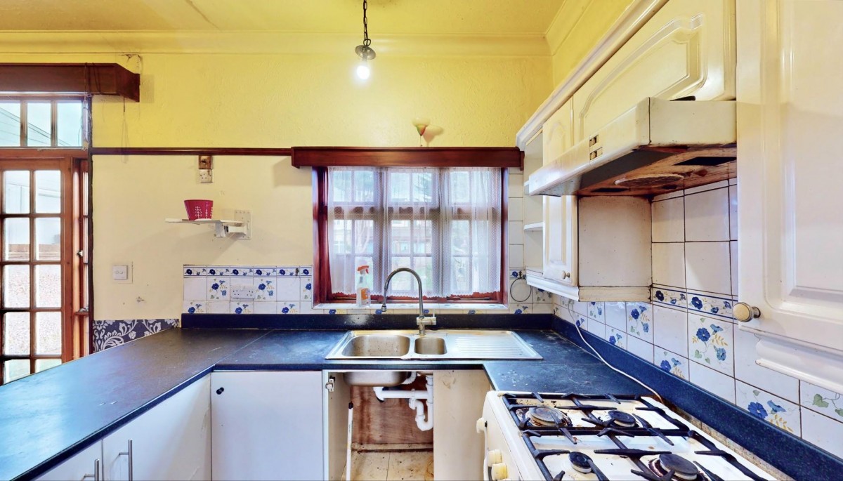 Meads Lane, Ilford, IG3