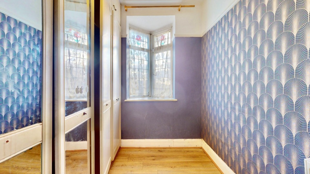 Meads Lane, Ilford, IG3