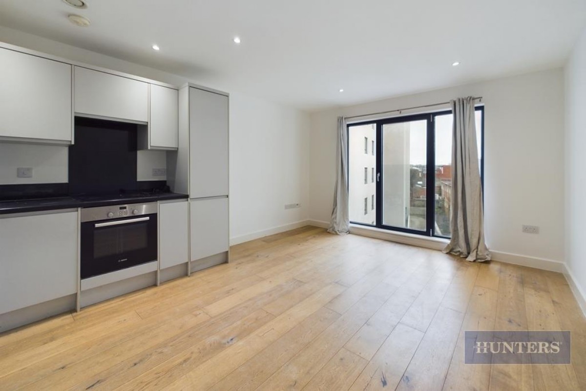 Royal Crescent Apartments, Royal Crescent Road, Southampton