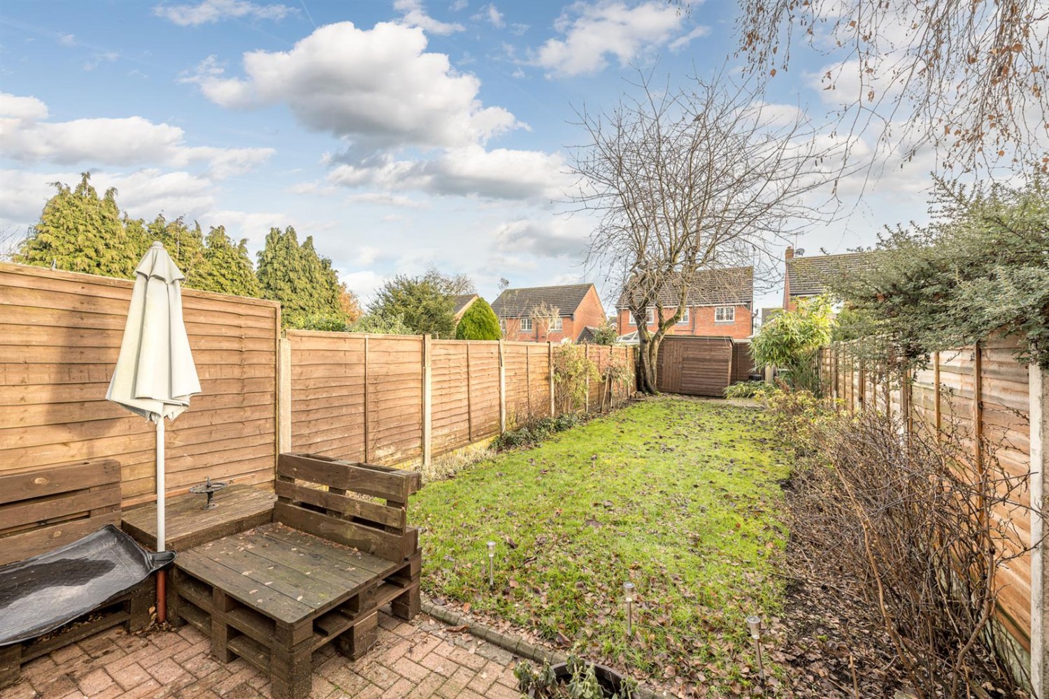 High Street, Wollaston, DY8 4NJ