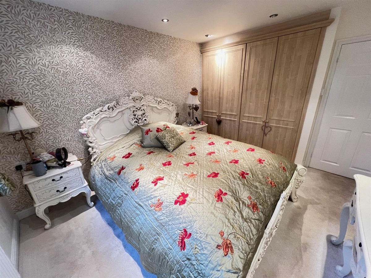 Lords Lane, Stourbridge, DY7 5PE