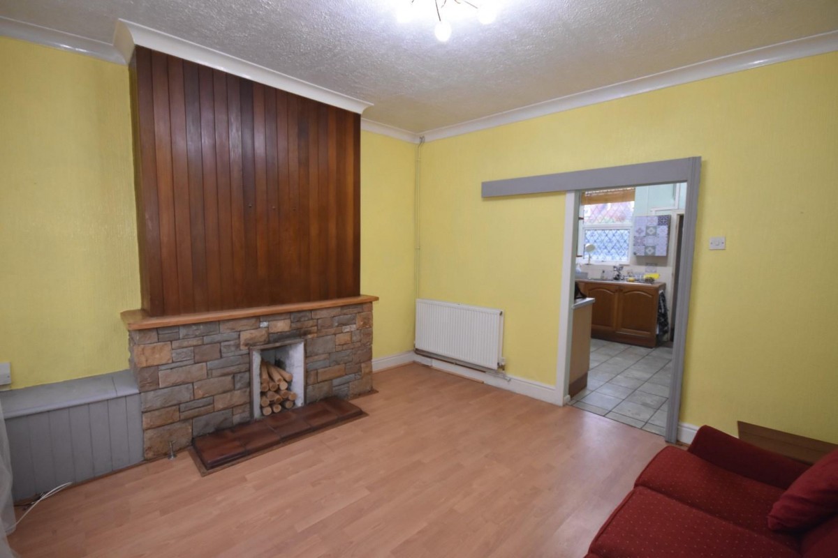 Foljambe Road, Brimington, Chesterfield, S43 1DD