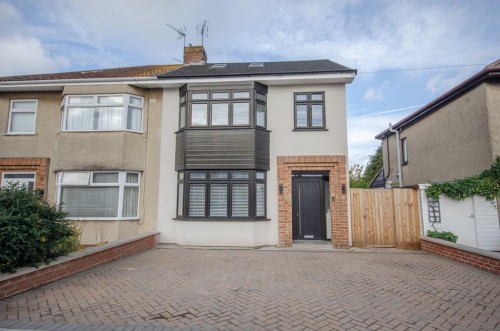 Fouracre Avenue, Downend, Bristol, BS16 6PD