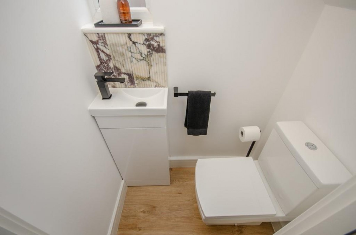 Fouracre Avenue, Downend, Bristol, BS16 6PD