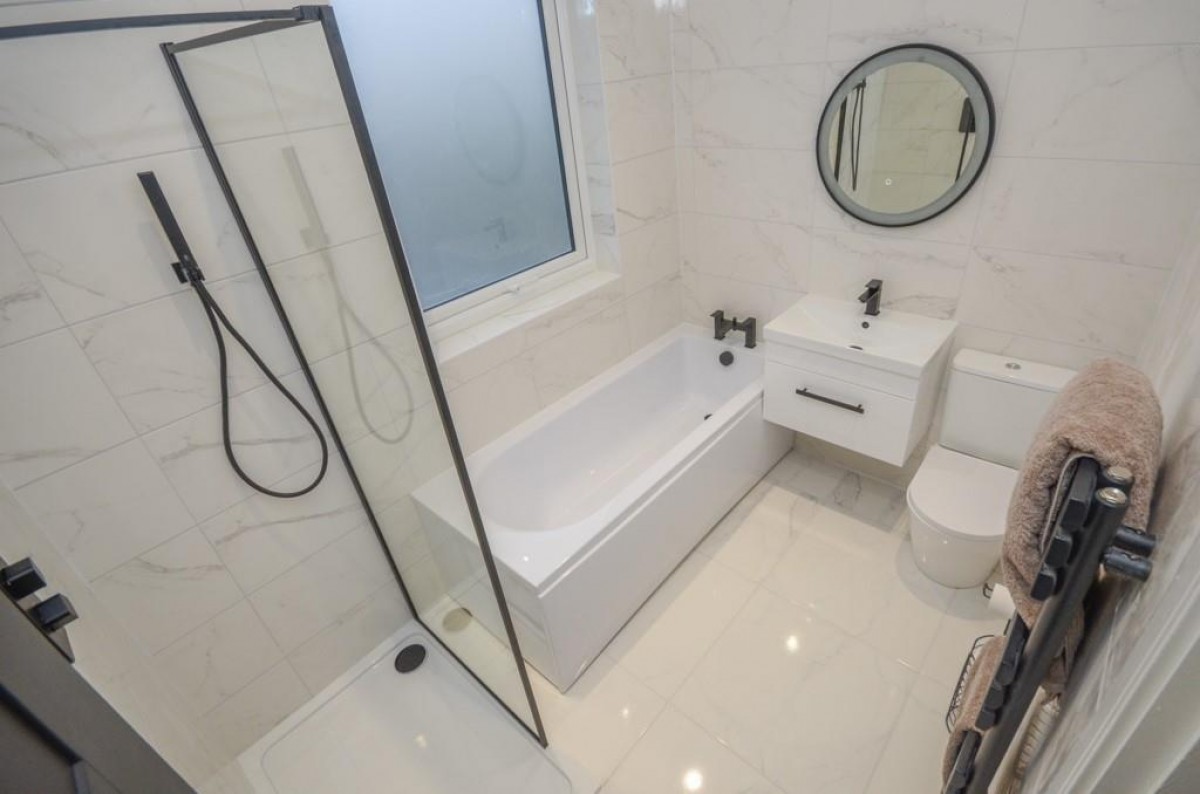 Fouracre Avenue, Downend, Bristol, BS16 6PD