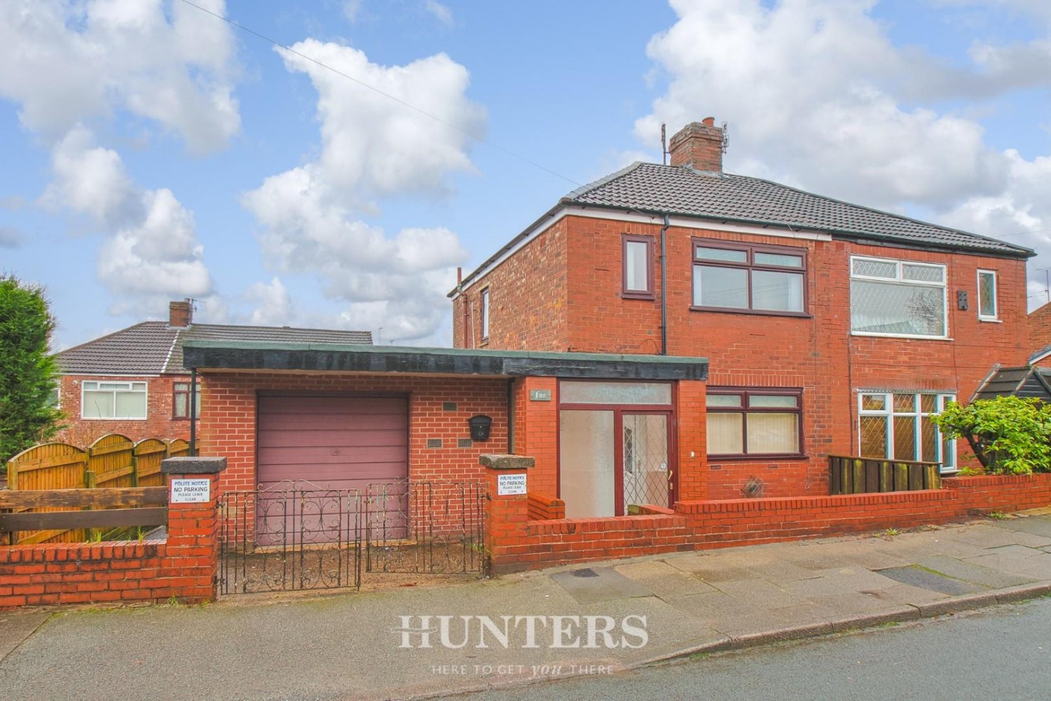 Lord Street, Middleton M24