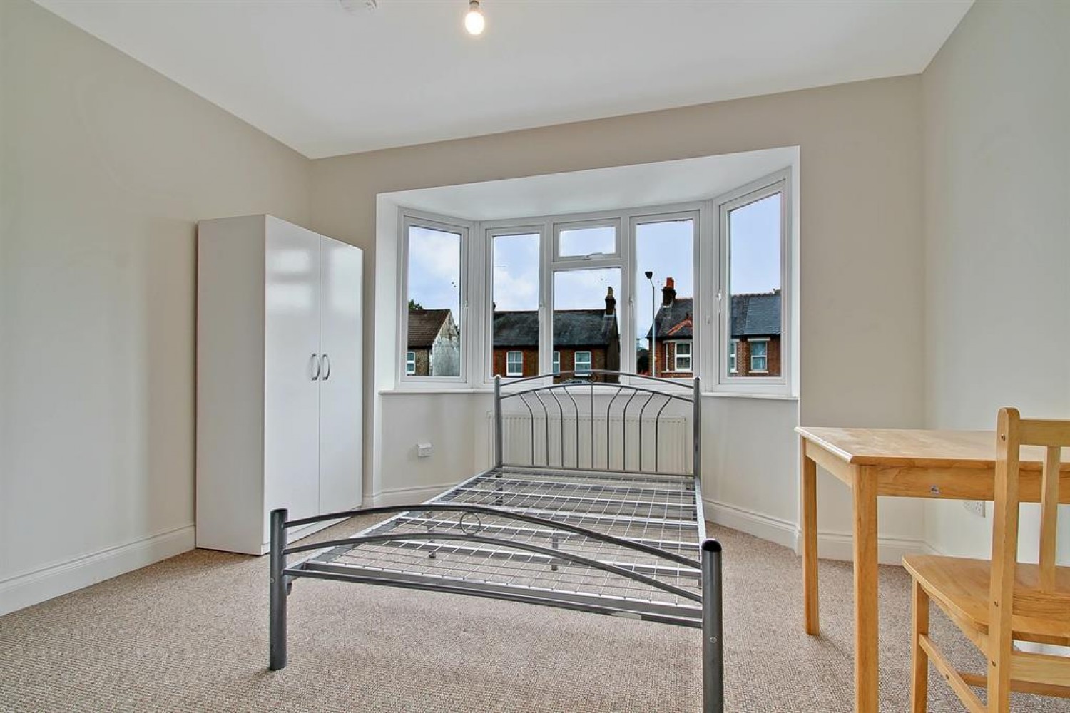Ragstone Road, Slough, SL1 2PX