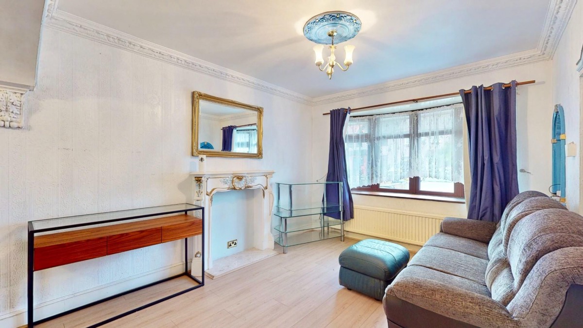 Hedingham Road, Dagenham, RM8