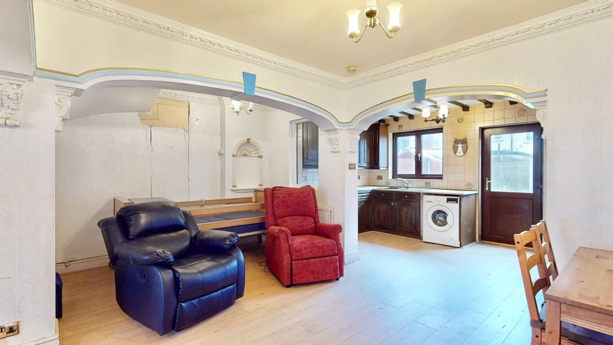 Hedingham Road, Dagenham, RM8