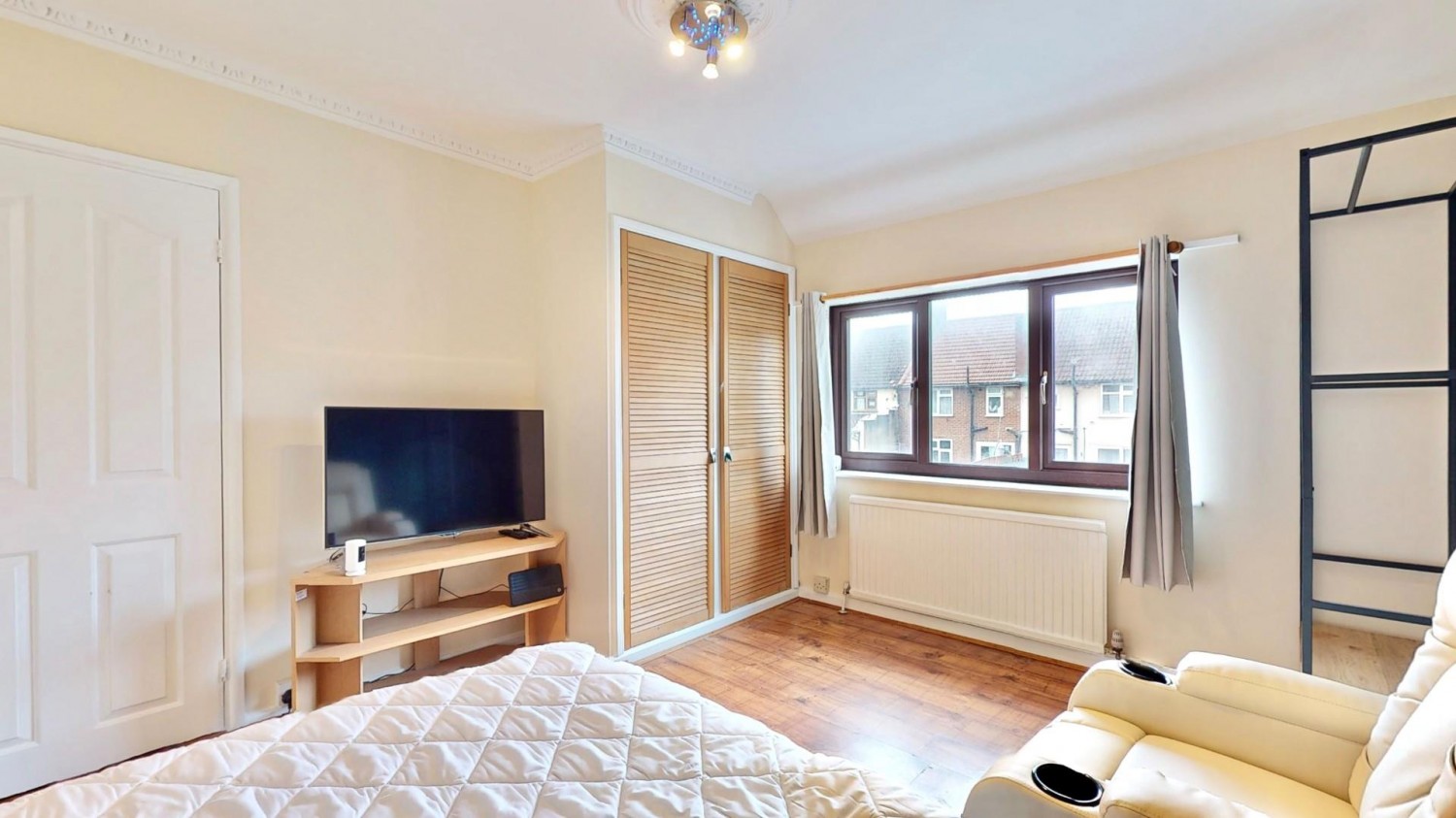 Hedingham Road, Dagenham, RM8