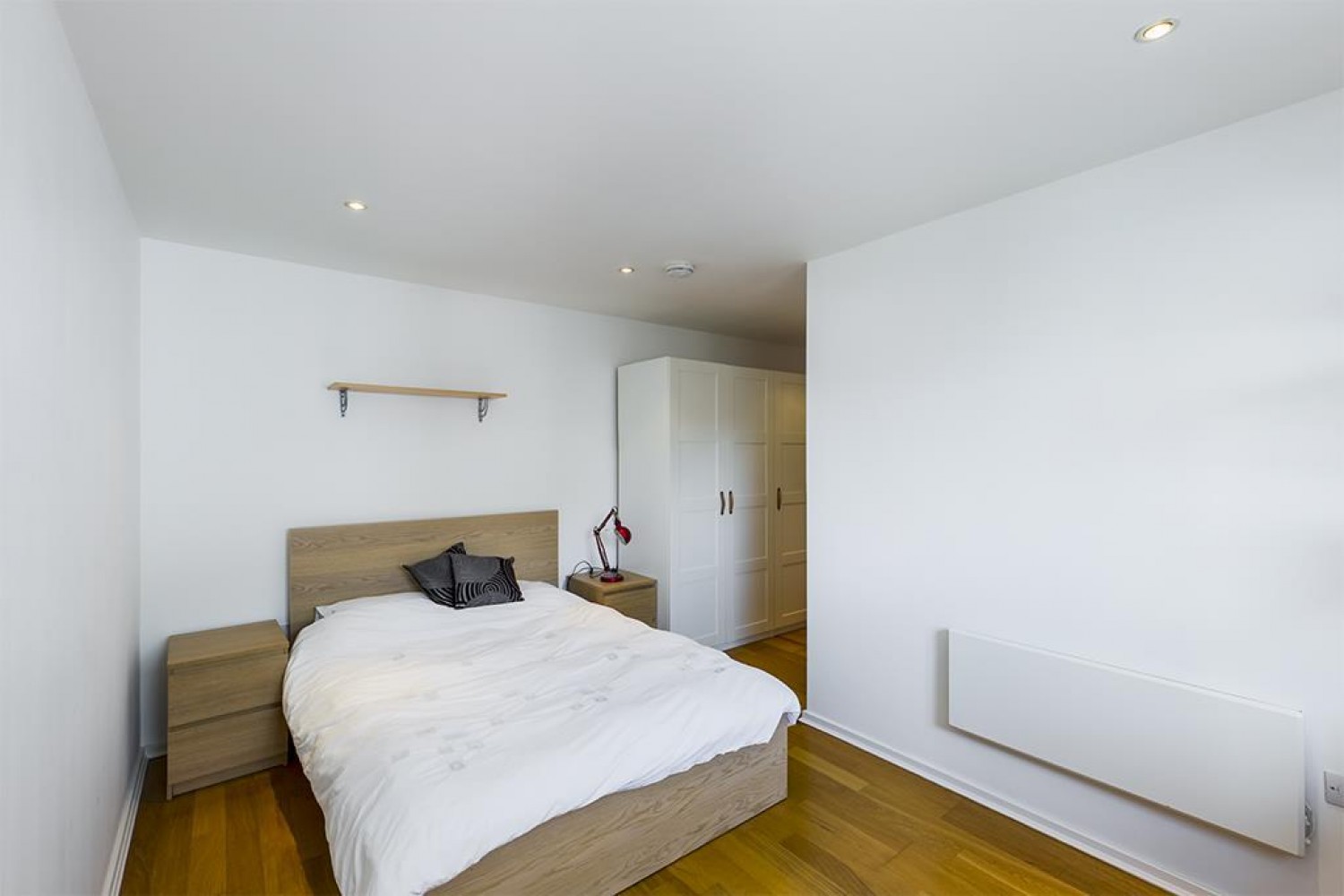 Sundowner, Channel Way, Hampshire, Southampton, SO14 3TB